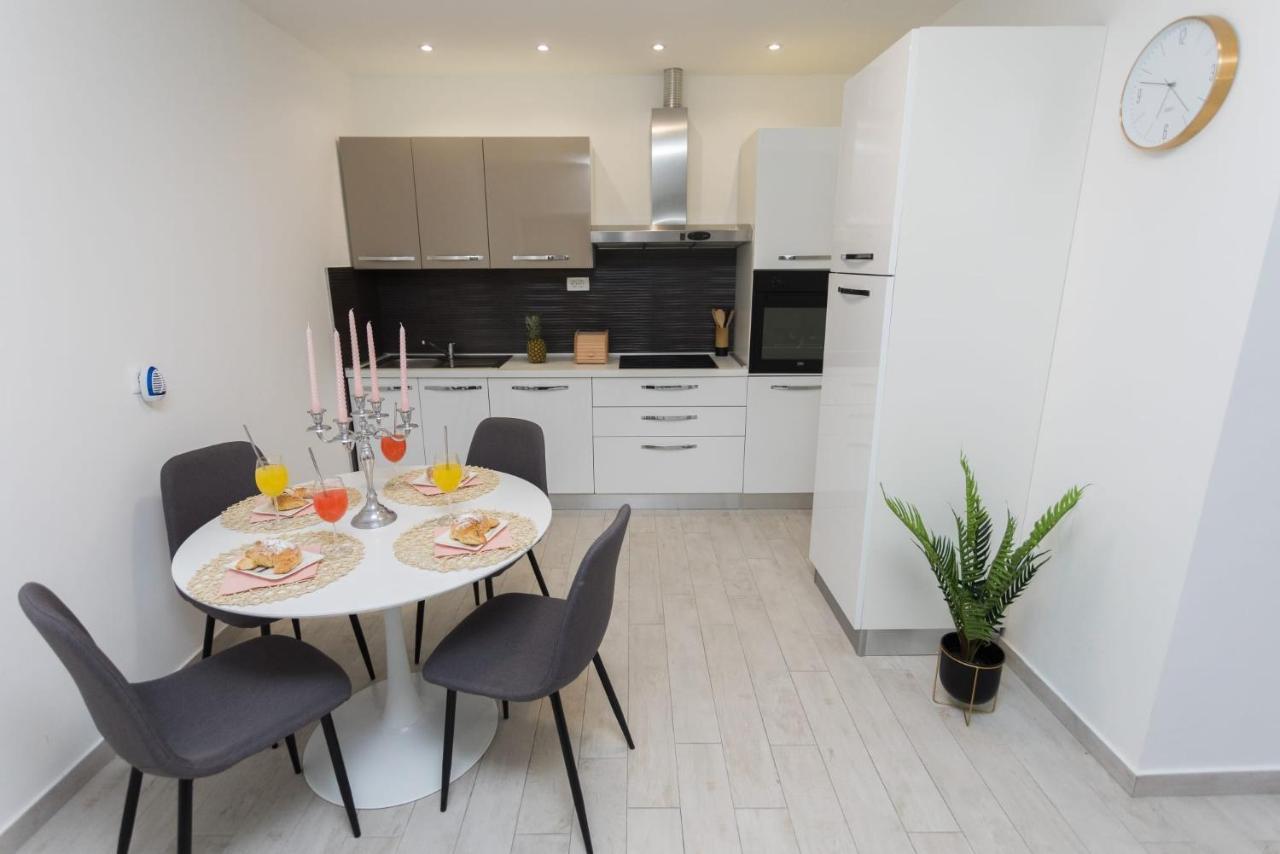Bloom Apartment Σπλιτ Εξωτερικό φωτογραφία