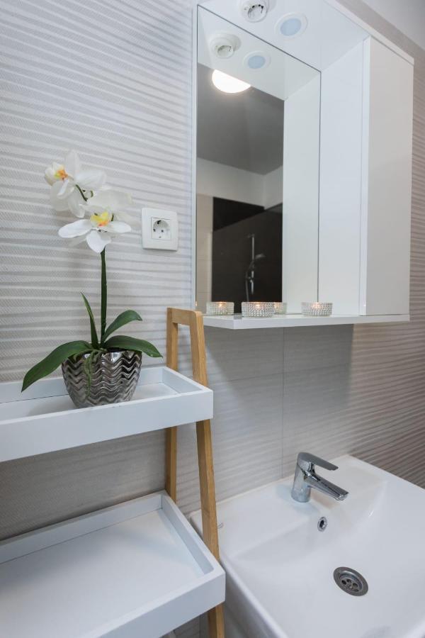 Bloom Apartment Σπλιτ Εξωτερικό φωτογραφία