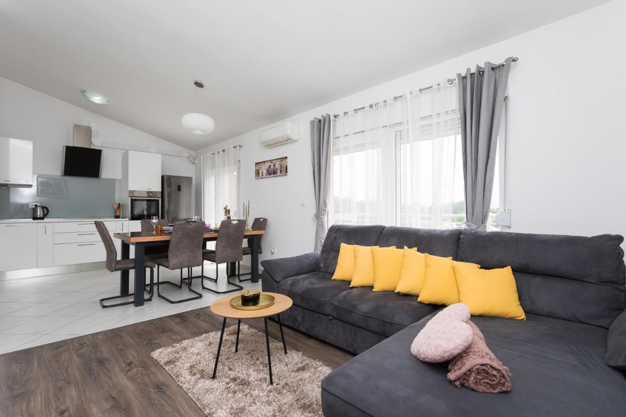Bloom Apartment Σπλιτ Εξωτερικό φωτογραφία